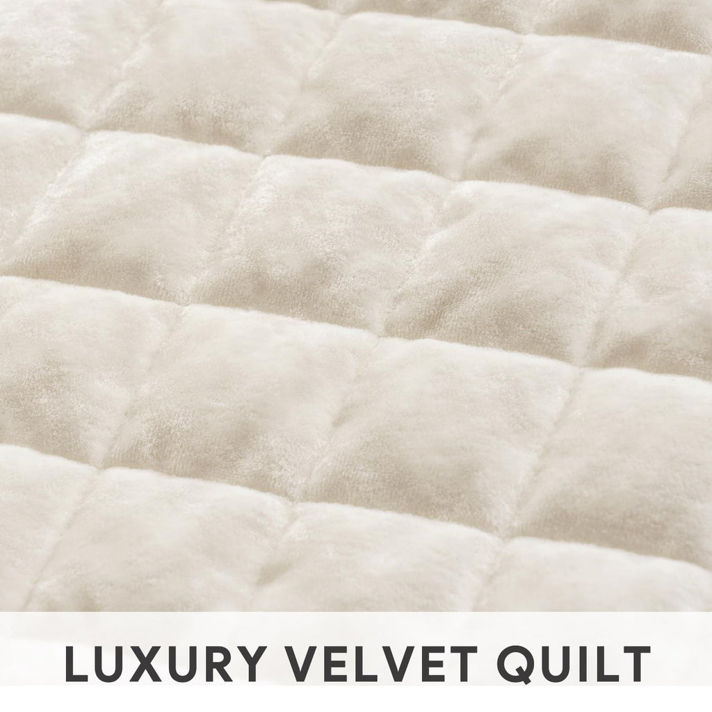 RECYCO Luxury Velvet Quilt Set
