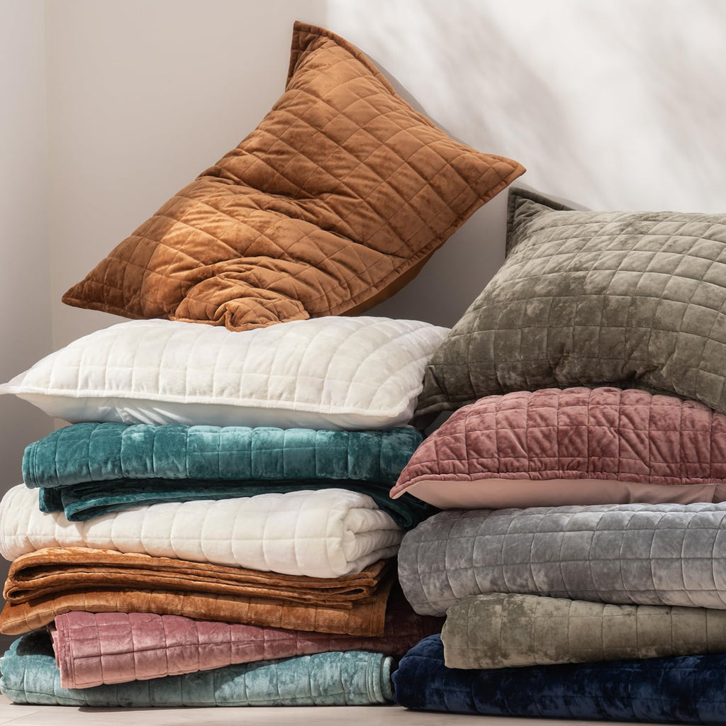 RECYCO Luxury Velvet Quilt Set